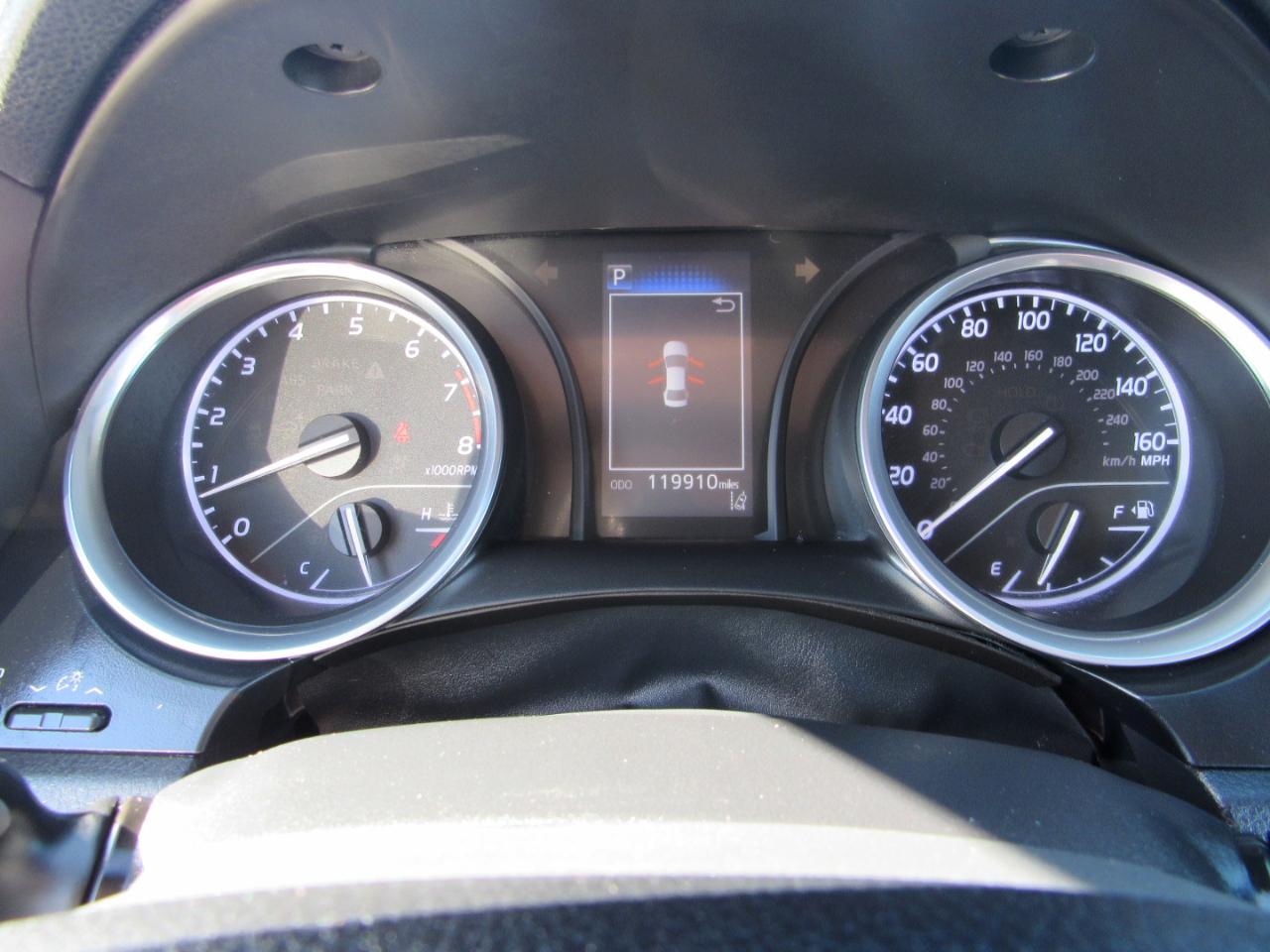 Toyota Camry XLE Auto (Natl) 2018