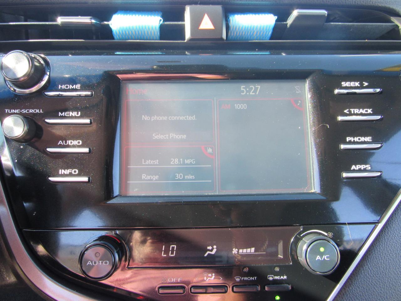 Toyota Camry XLE Auto (Natl) 2018