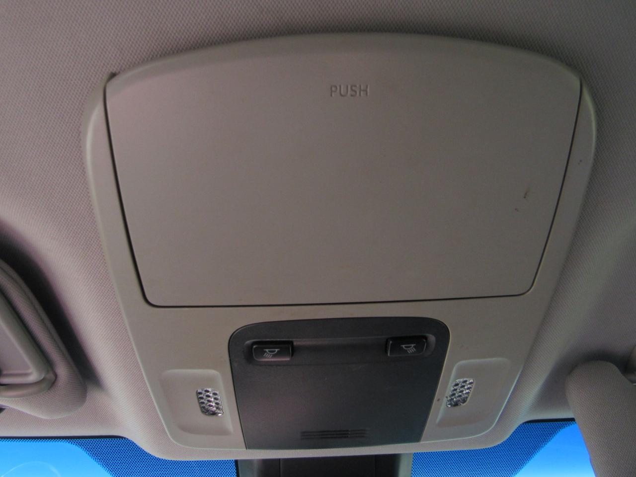 Toyota Camry XLE Auto (Natl) 2018