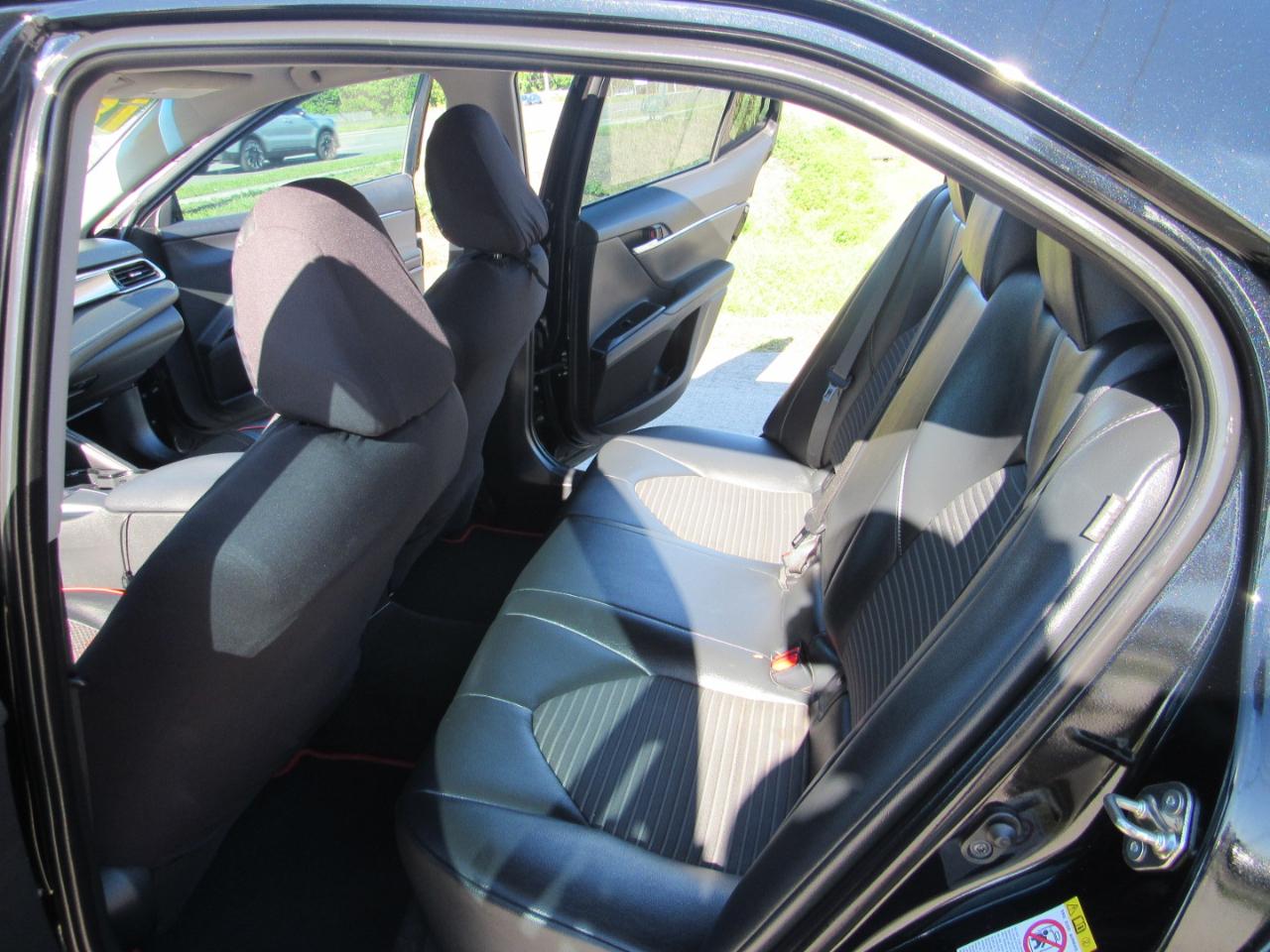 Toyota Camry XLE Auto (Natl) 2018