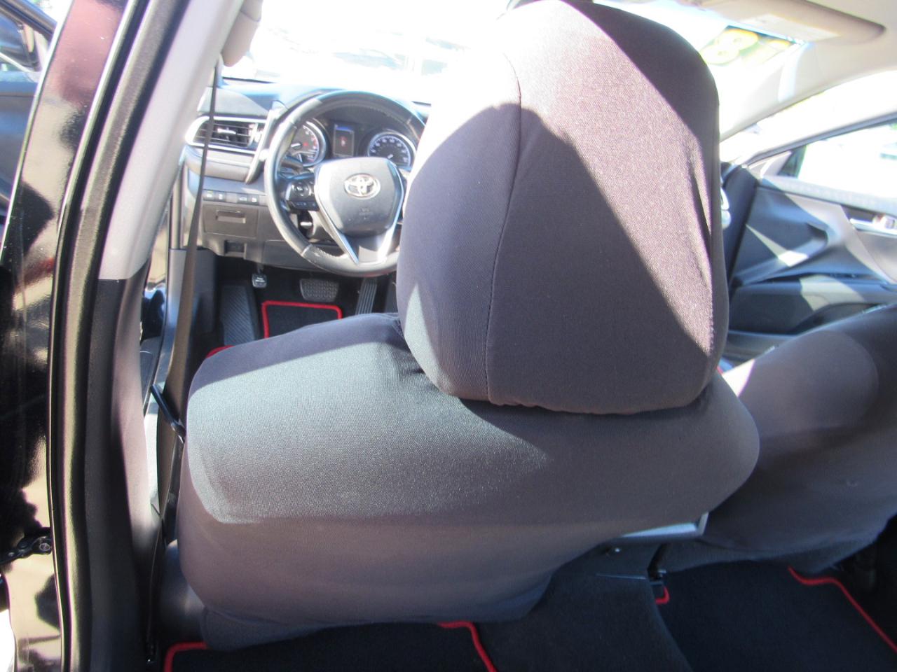 Toyota Camry XLE Auto (Natl) 2018