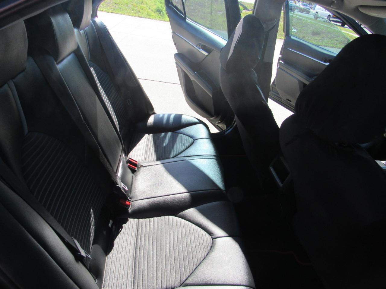 Toyota Camry XLE Auto (Natl) 2018