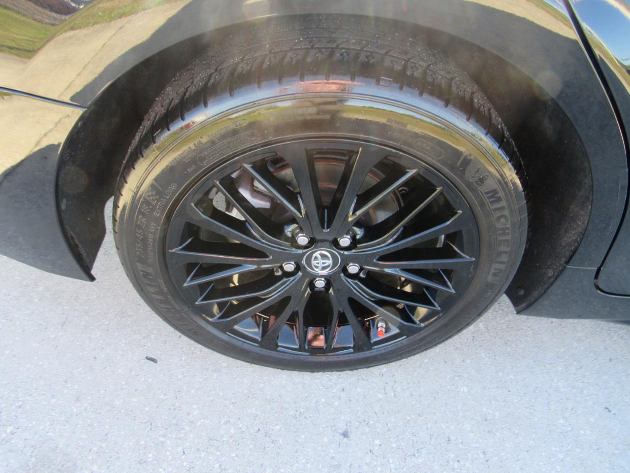 Toyota Camry XLE Auto (Natl) 2018