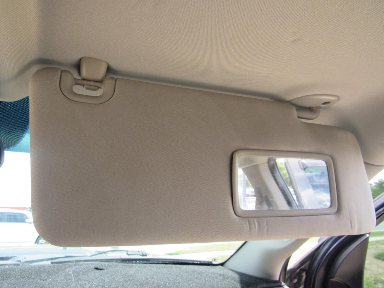 RAM 1500 Express 4x4 Quad Cab 6'4" Box 2017