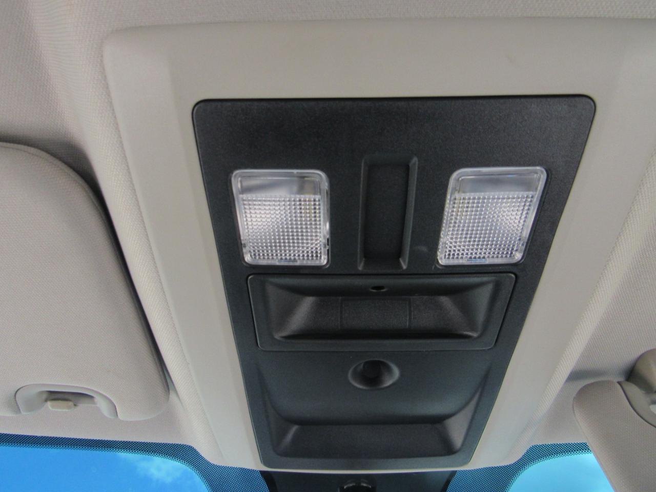 RAM 1500 Express 4x4 Quad Cab 6'4" Box 2017