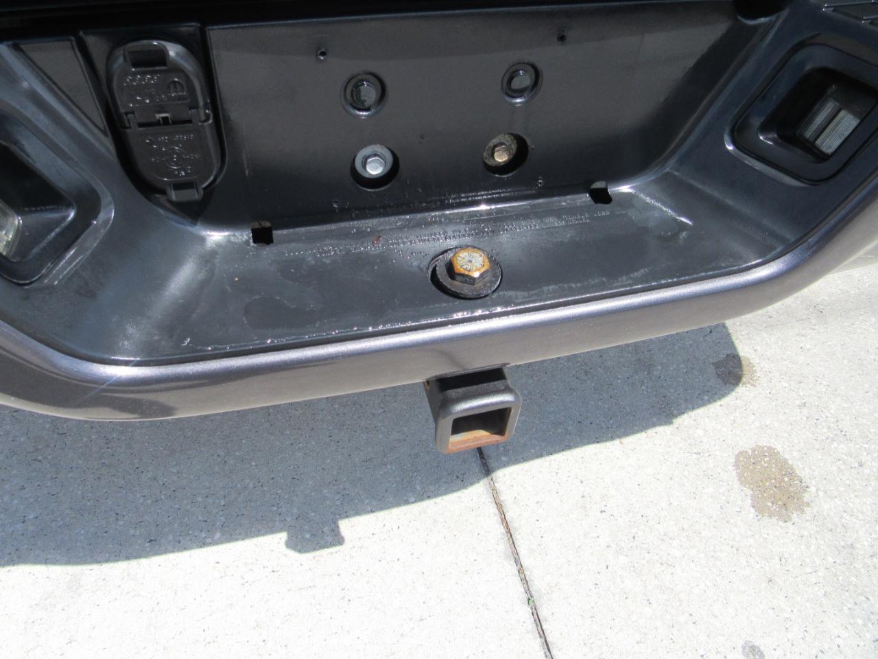 RAM 1500 Express 4x4 Quad Cab 6'4" Box 2017