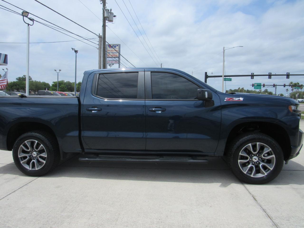 Chevrolet Silverado 1500 4WD Crew Cab 147" RST 2020