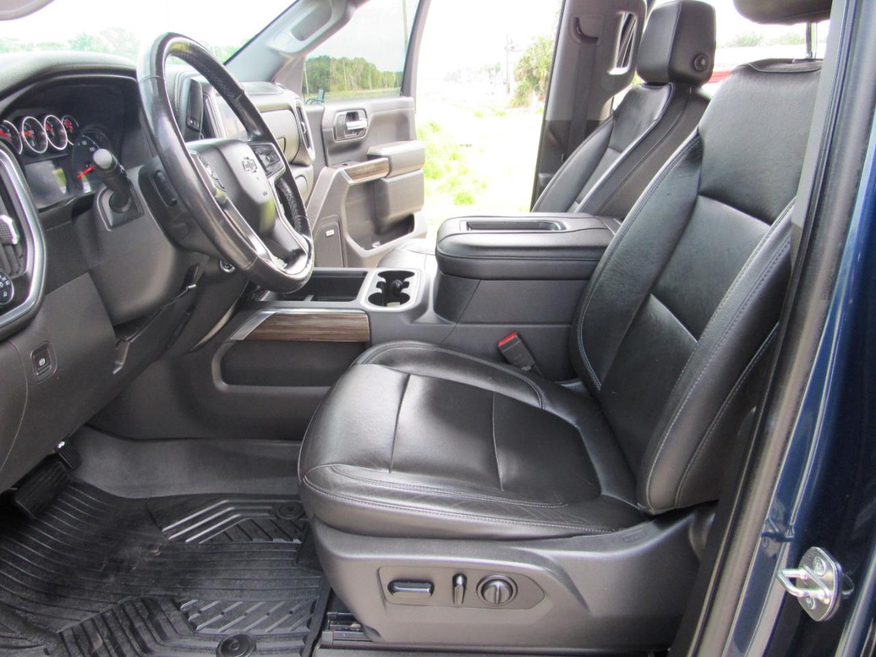 Chevrolet Silverado 1500 4WD Crew Cab 147" RST 2020