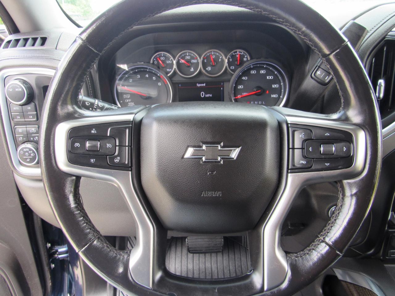 Chevrolet Silverado 1500 4WD Crew Cab 147" RST 2020