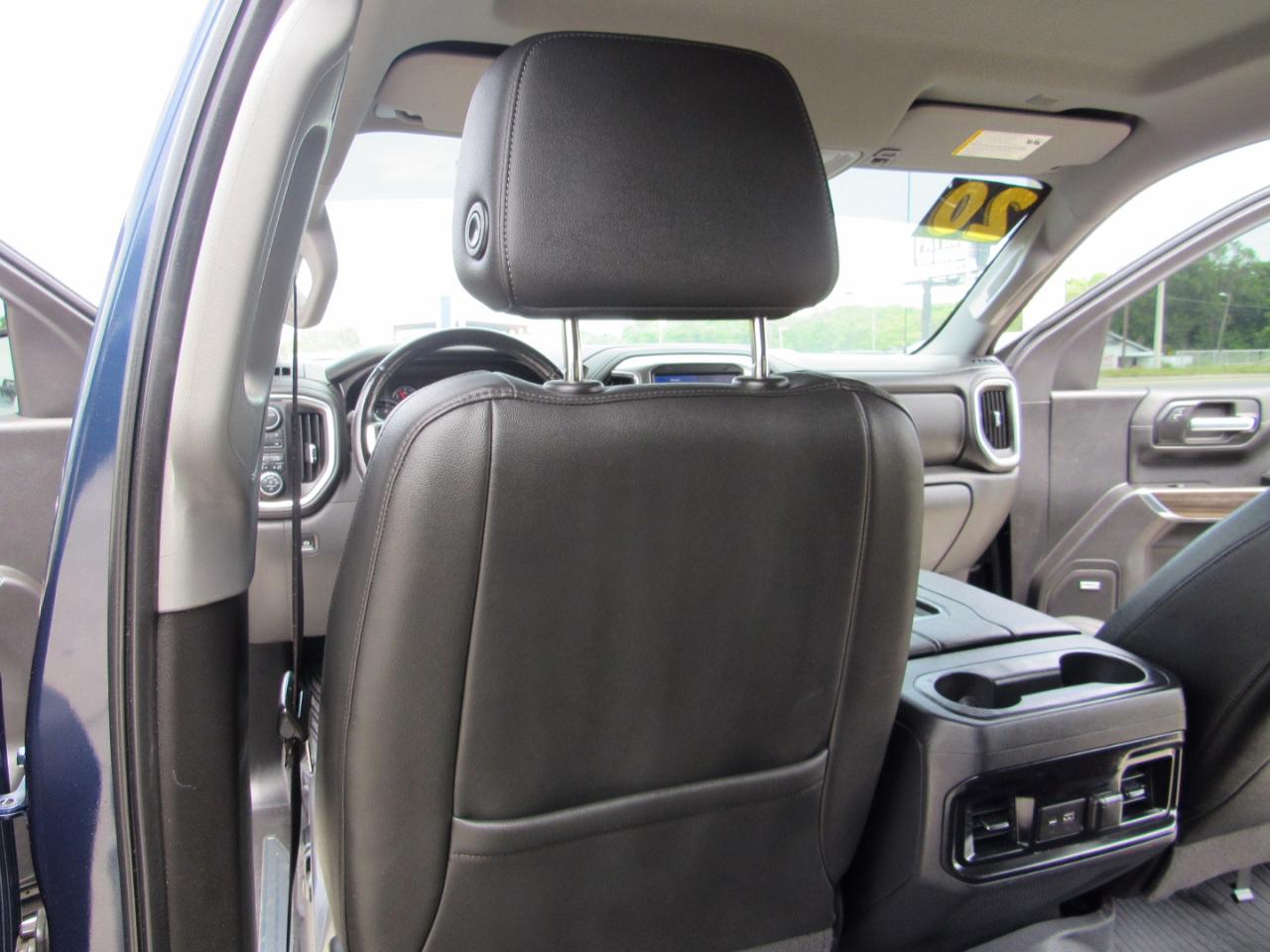 Chevrolet Silverado 1500 4WD Crew Cab 147" RST 2020