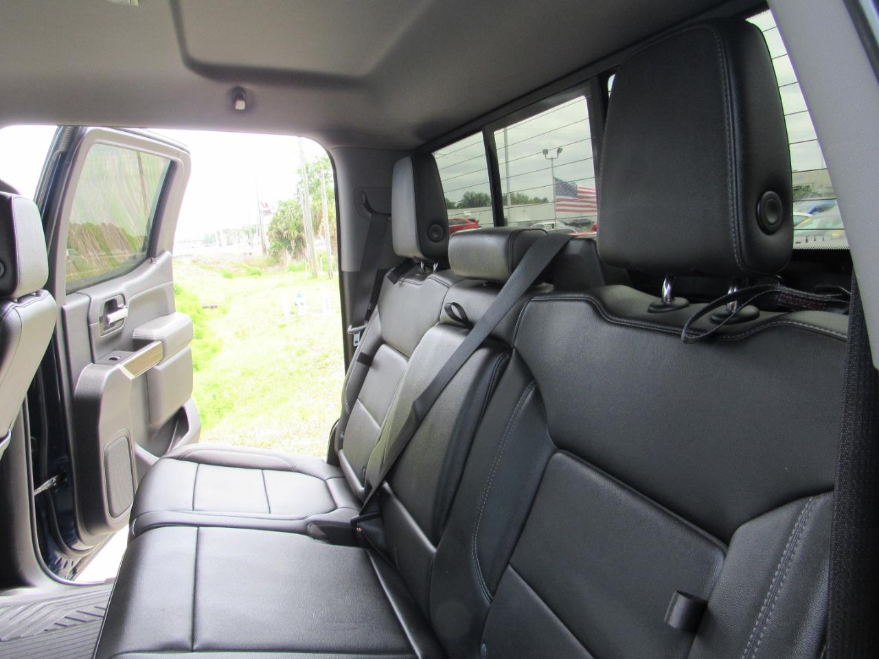 Chevrolet Silverado 1500 4WD Crew Cab 147" RST 2020