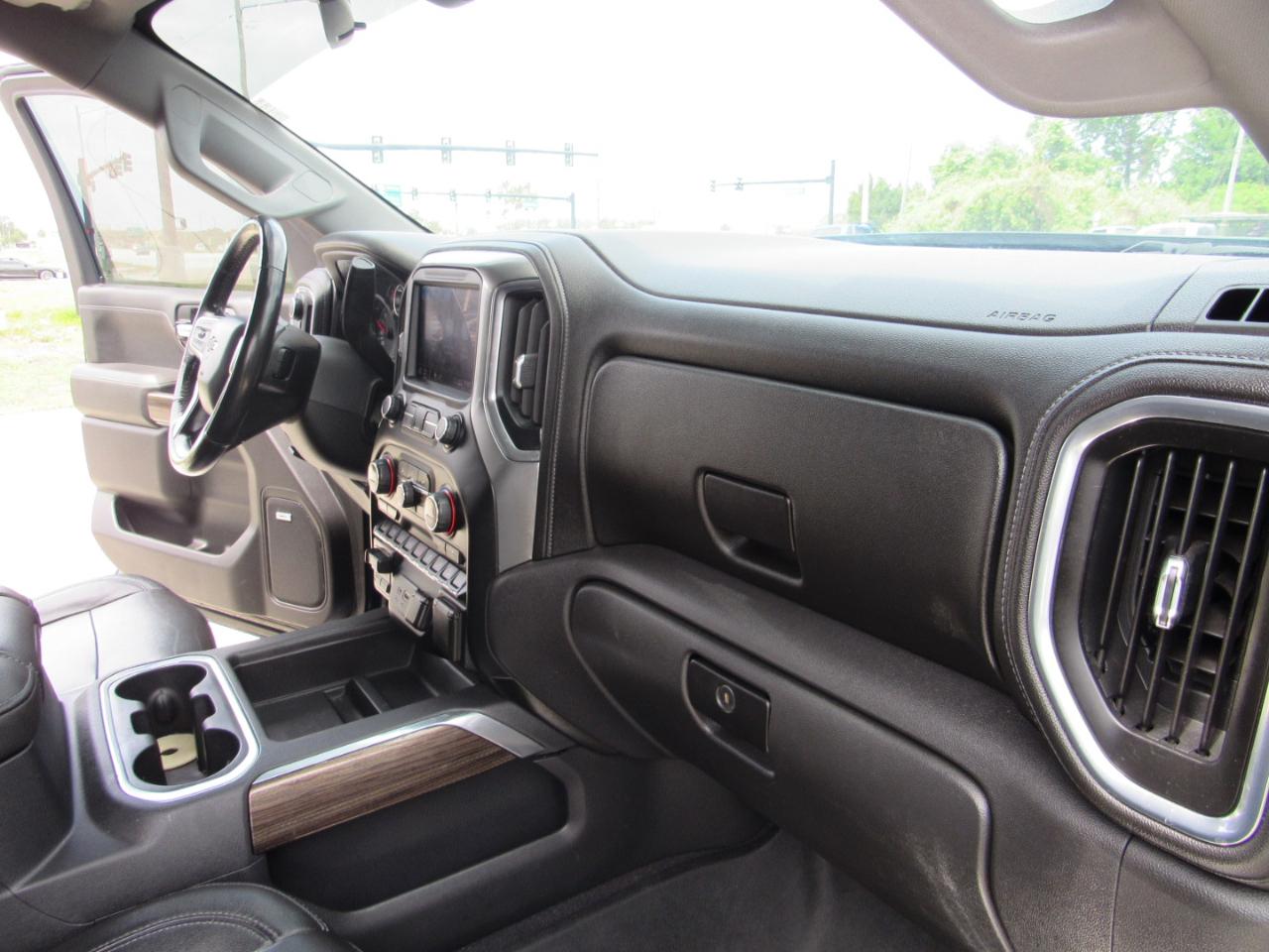 Chevrolet Silverado 1500 4WD Crew Cab 147" RST 2020