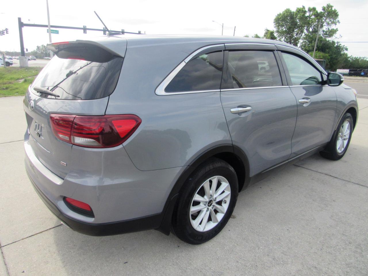 Kia Sorento L FWD 2019