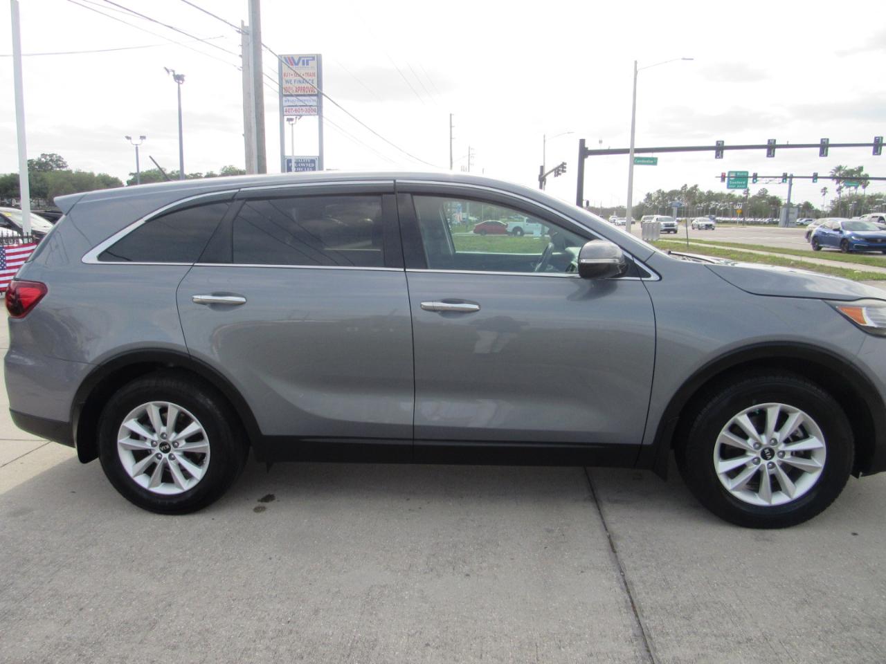 Kia Sorento L FWD 2019