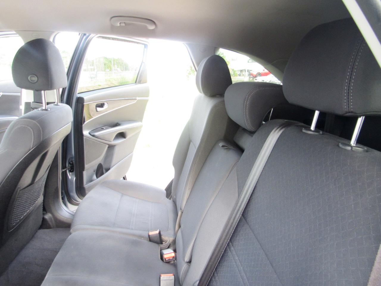 Kia Sorento L FWD 2019