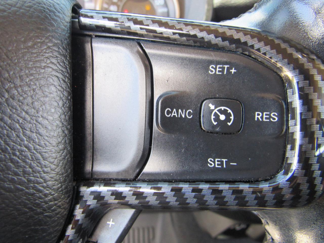 RAM 1500 Laramie 4x2 Quad Cab 6'4" Box 2019