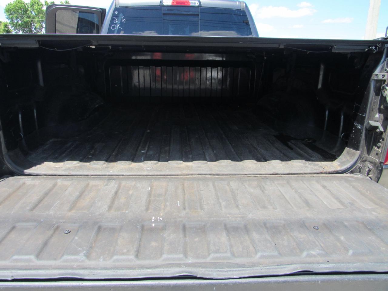 RAM 1500 Laramie 4x2 Quad Cab 6'4" Box 2019