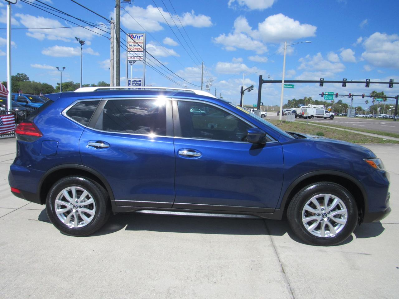 Nissan Rogue AWD SV 2017
