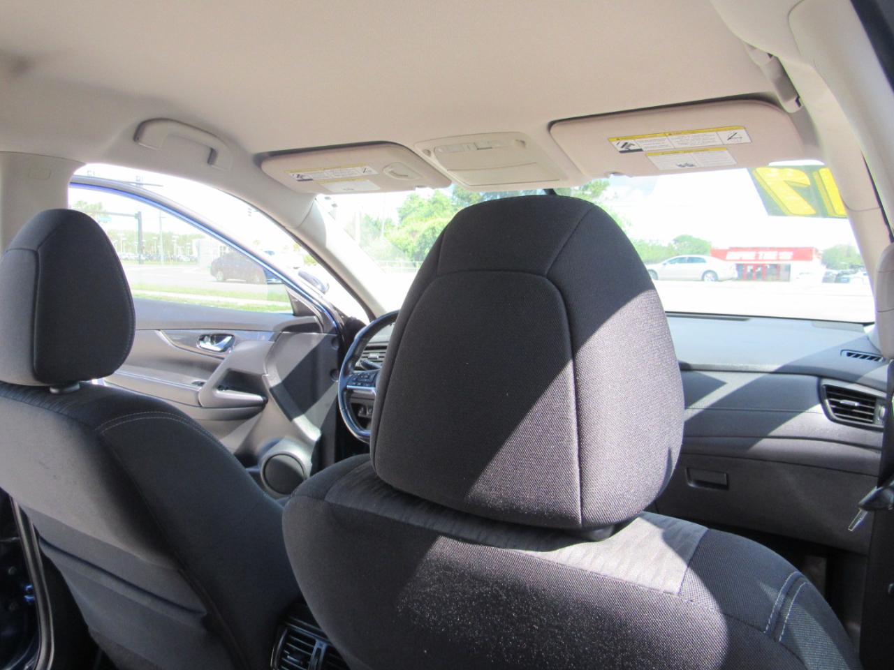 Nissan Rogue AWD SV 2017