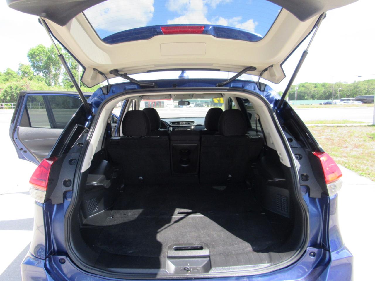 Nissan Rogue AWD SV 2017