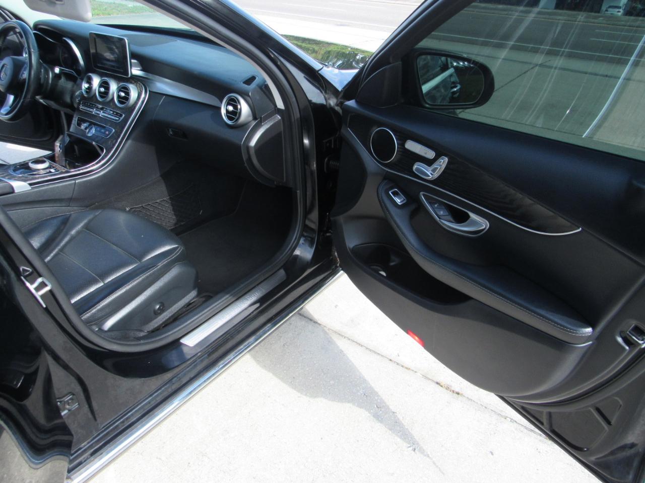 Mercedes-Benz C-Class C 300 Sedan 2017