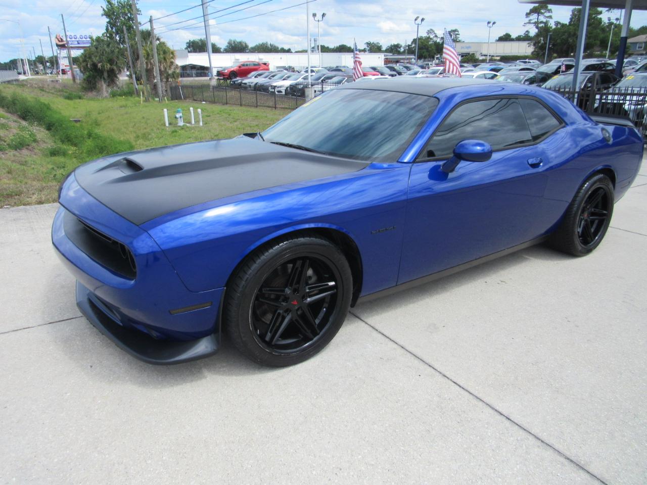 Dodge Challenger R/T RWD 2022