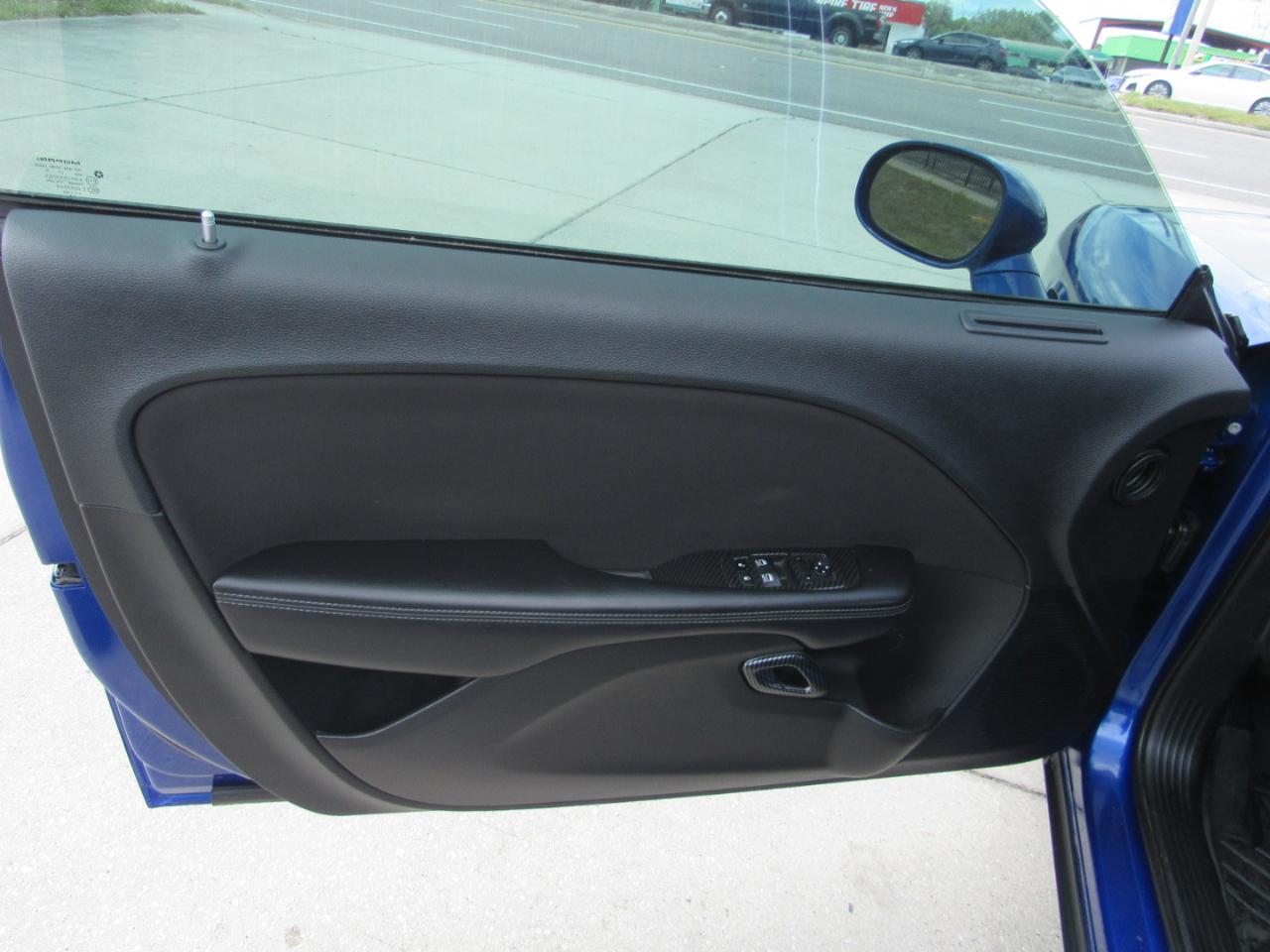 Dodge Challenger R/T RWD 2022