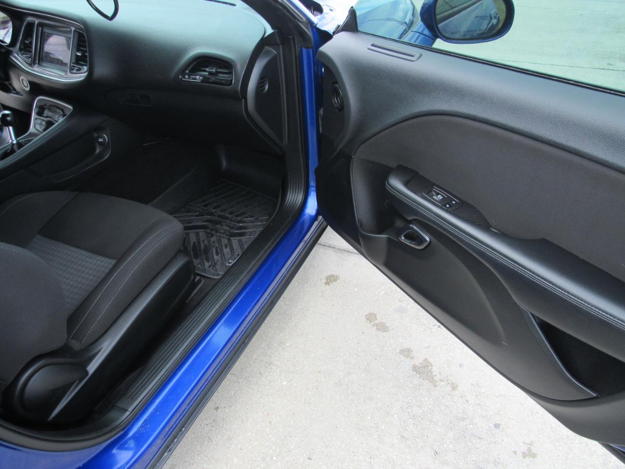 Dodge Challenger R/T RWD 2022