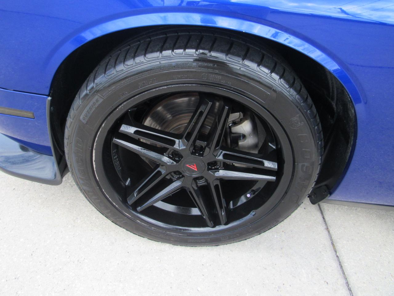 Dodge Challenger R/T RWD 2022