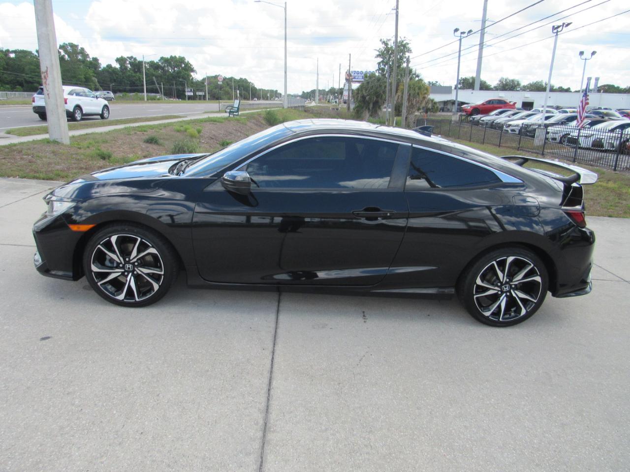 Honda Civic Si Coupe Manual w/Summer Tires *Ltd Avail* 2019