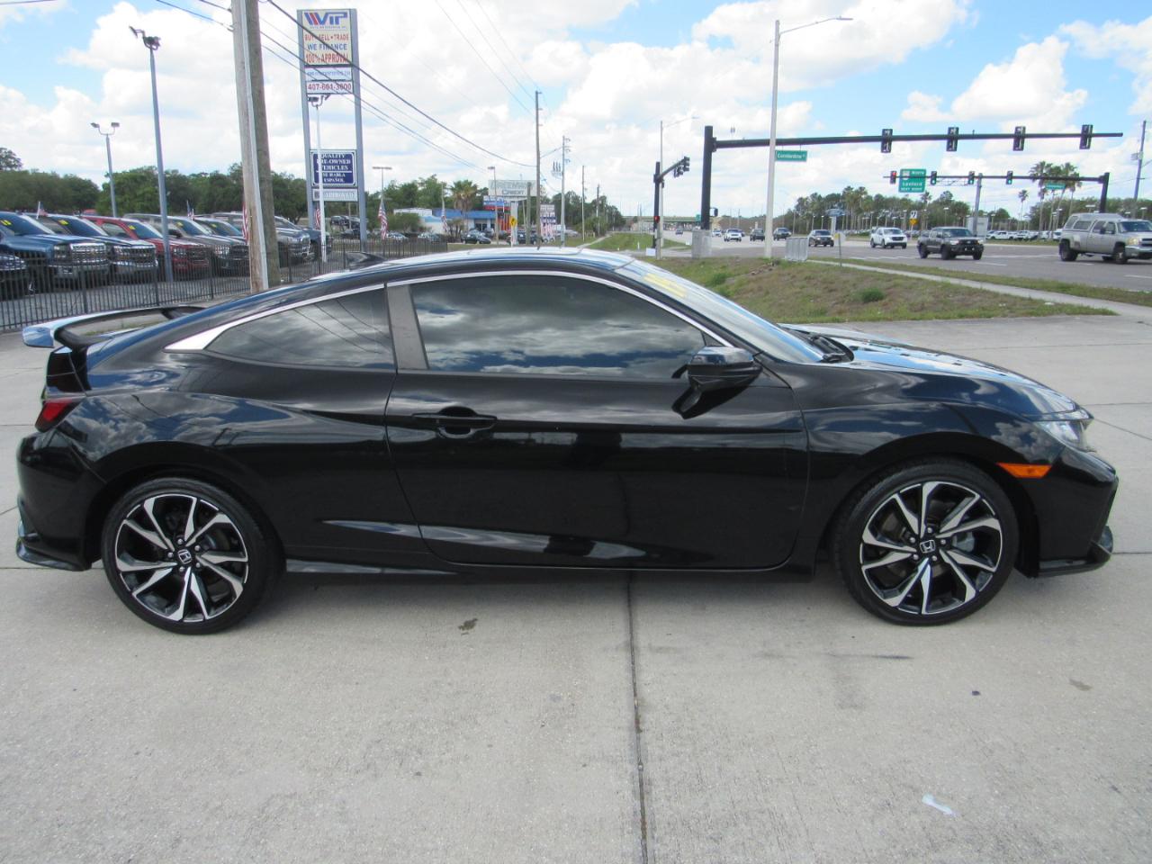 Honda Civic Si Coupe Manual w/Summer Tires *Ltd Avail* 2019