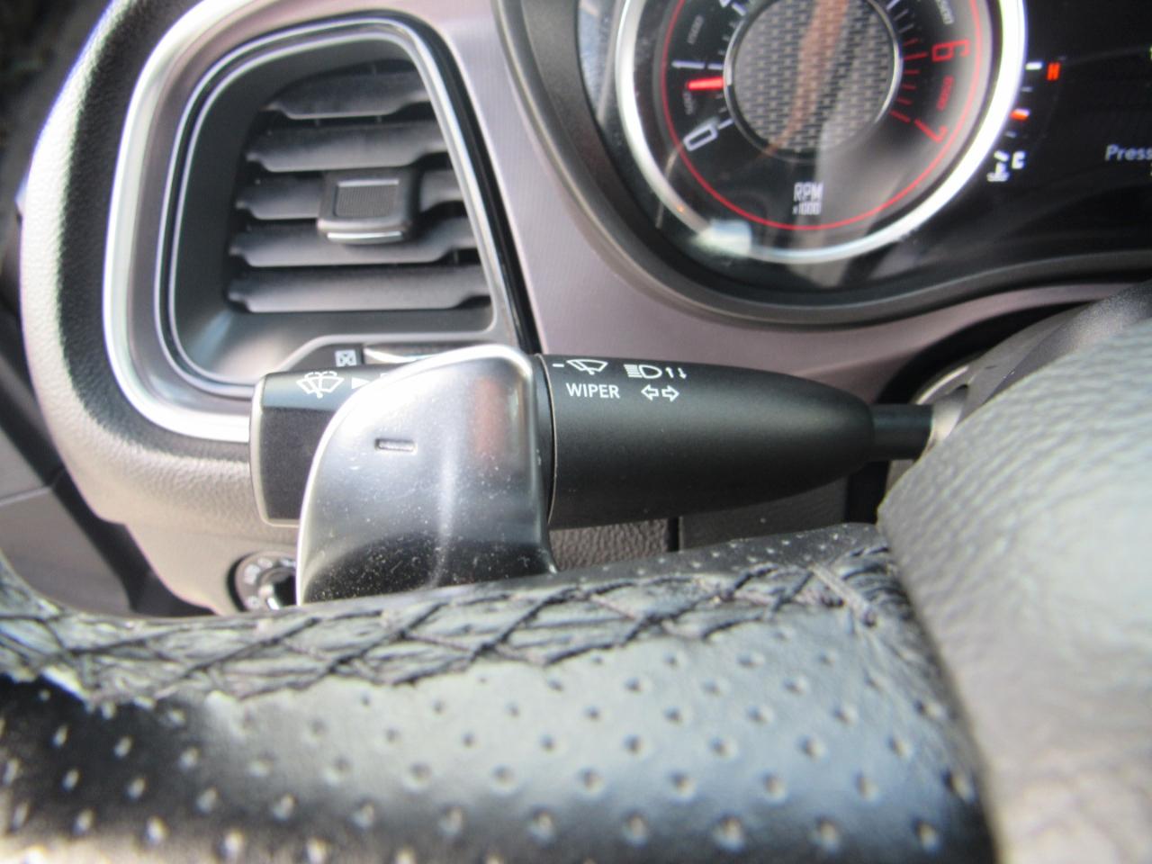 Dodge Challenger R/T RWD 2021