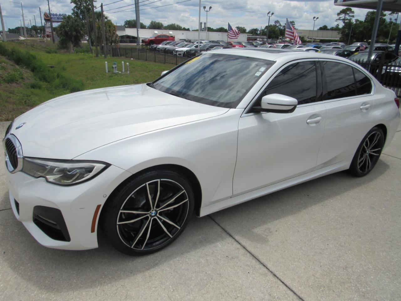 BMW 3 Series 330i Sedan 2019