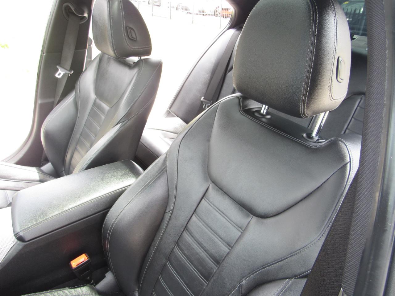 BMW 3 Series 330i Sedan 2019