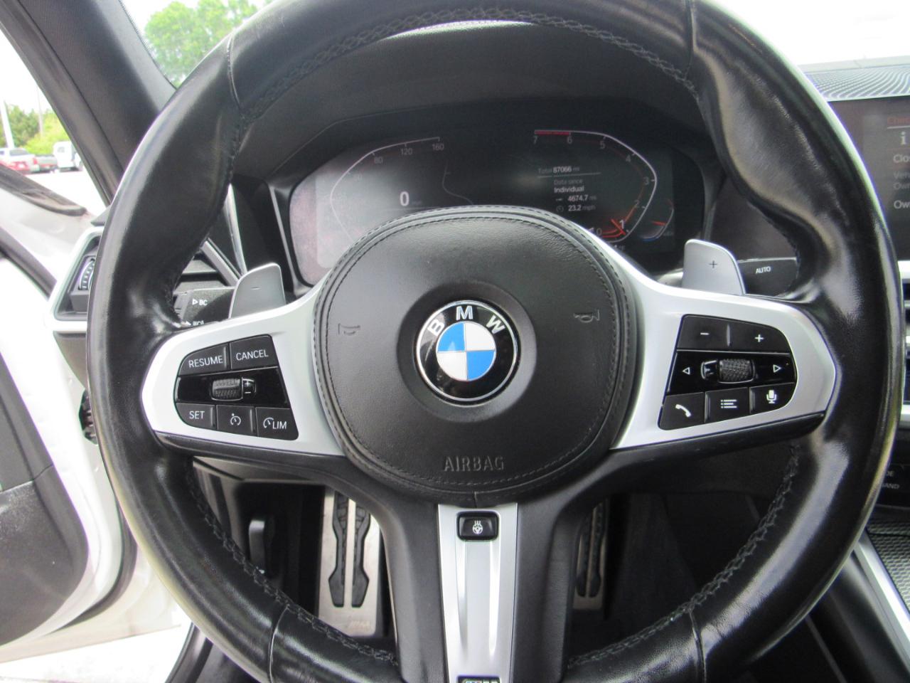 BMW 3 Series 330i Sedan 2019