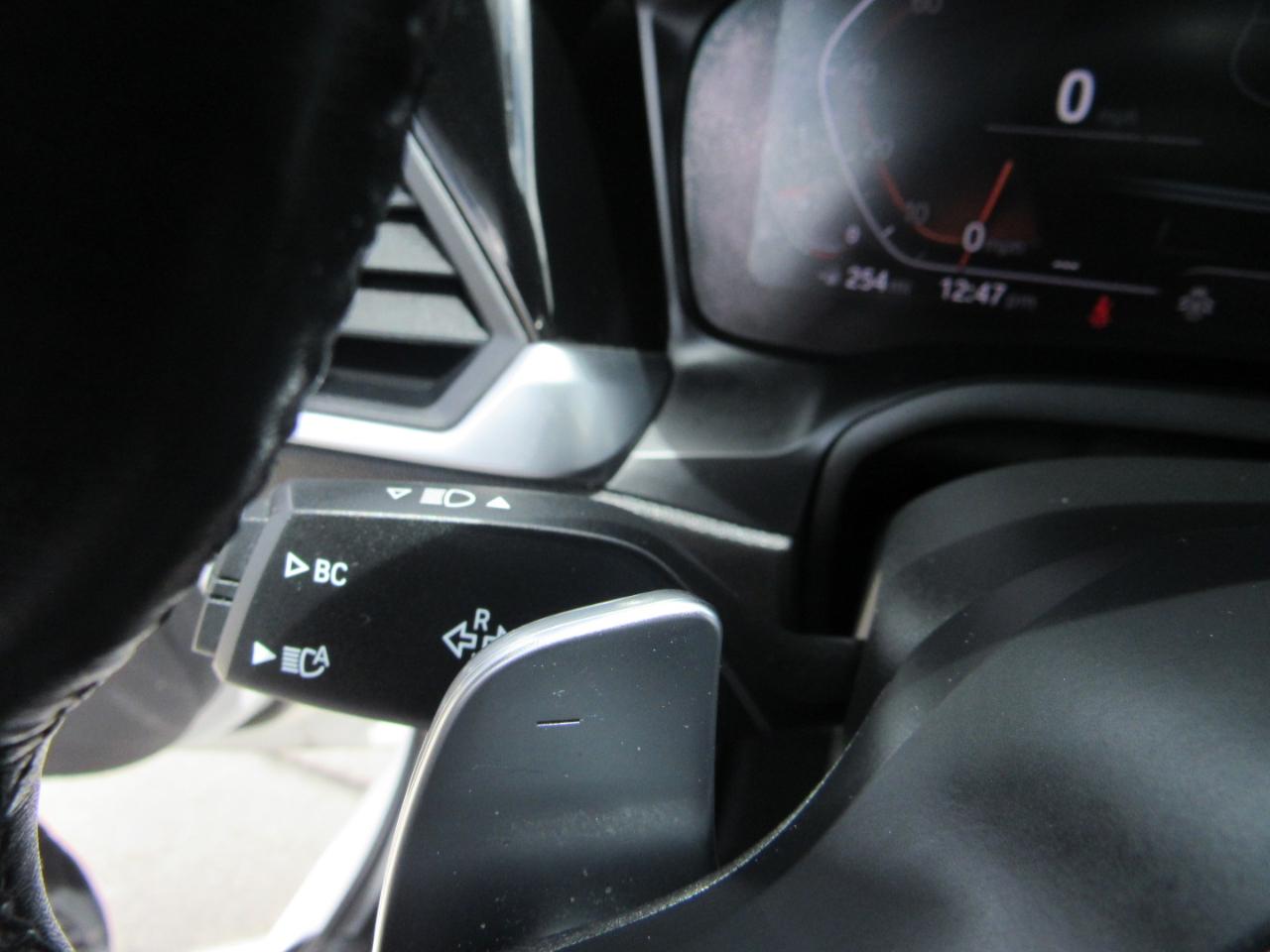 BMW 3 Series 330i Sedan 2019