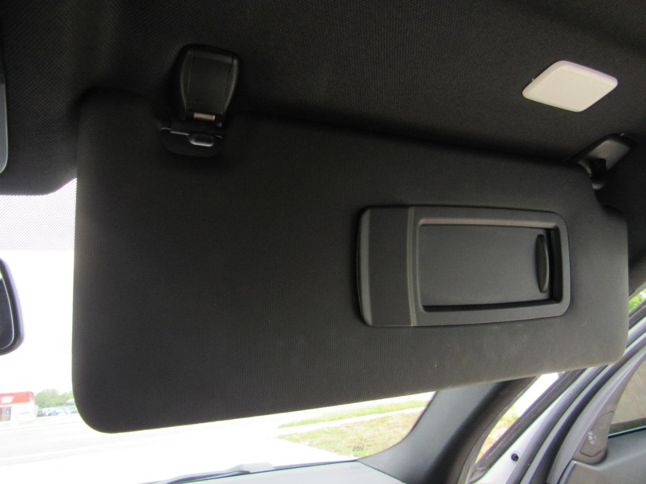 BMW 3 Series 330i Sedan 2019