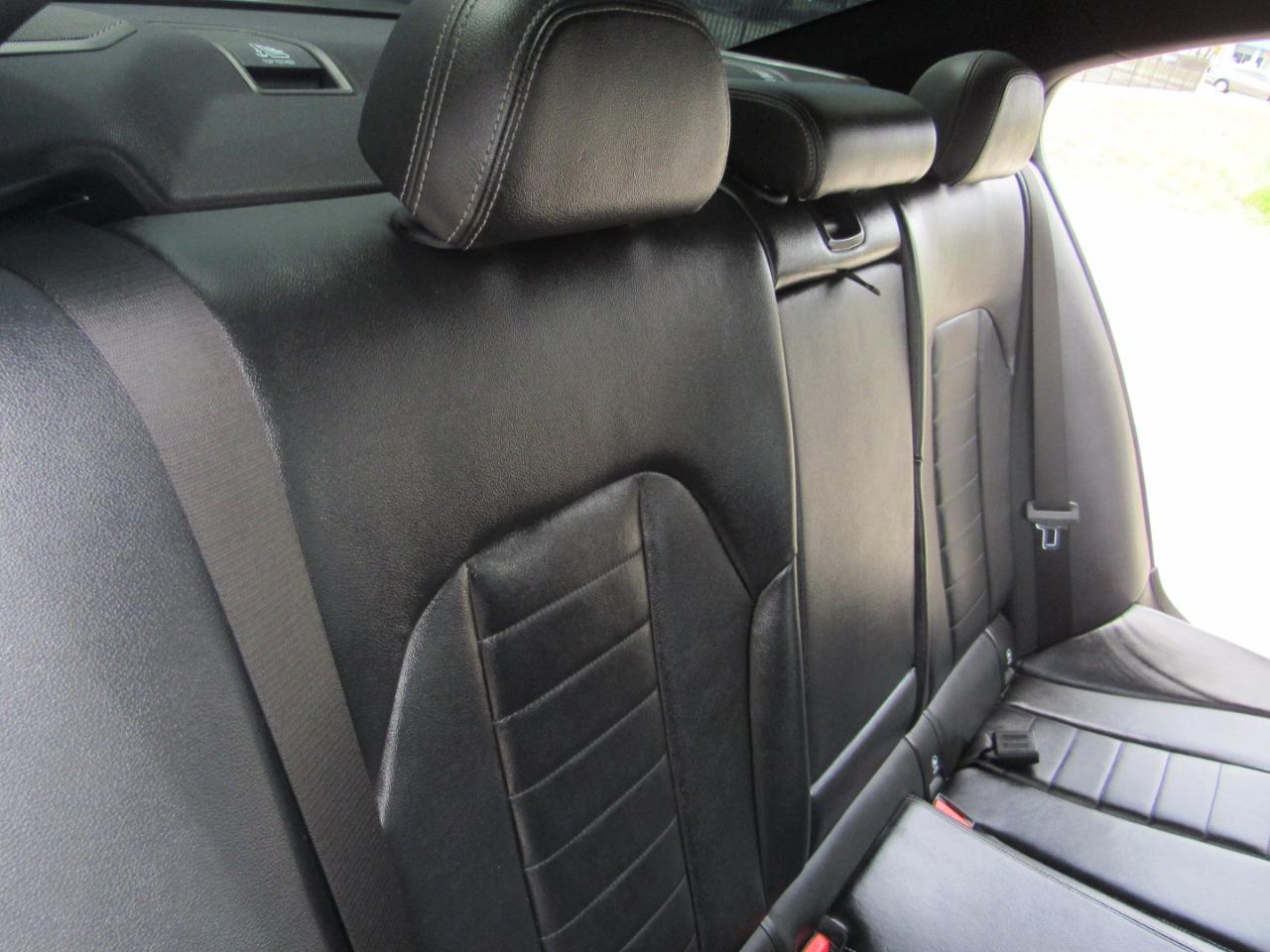 BMW 3 Series 330i Sedan 2019