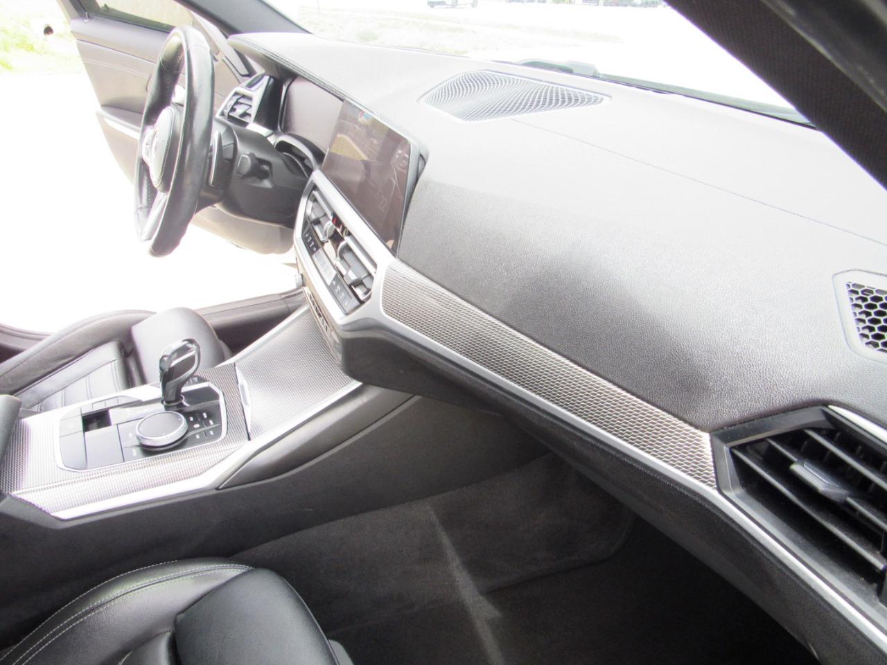 BMW 3 Series 330i Sedan 2019