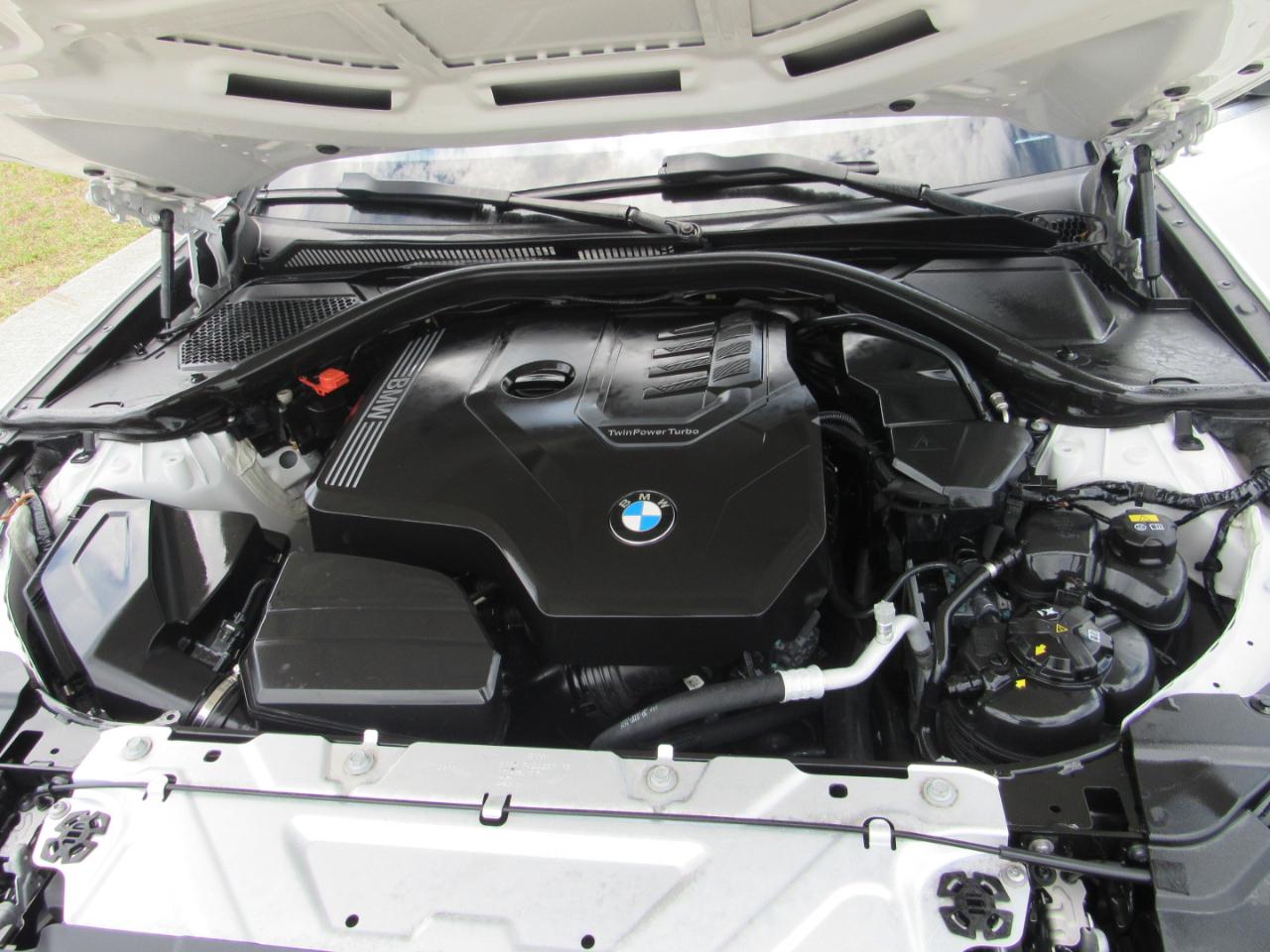 BMW 3 Series 330i Sedan 2019