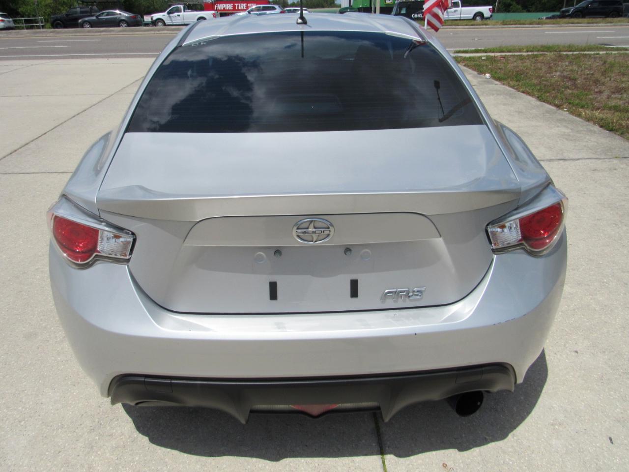 Scion FR-S 2dr Cpe Man (Natl) 2013