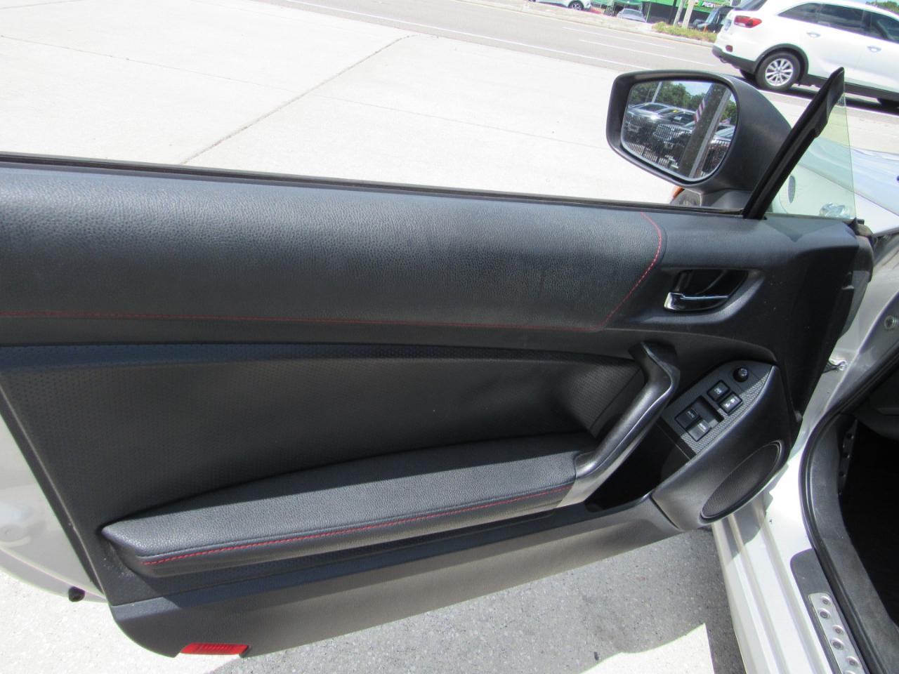 Scion FR-S 2dr Cpe Man (Natl) 2013