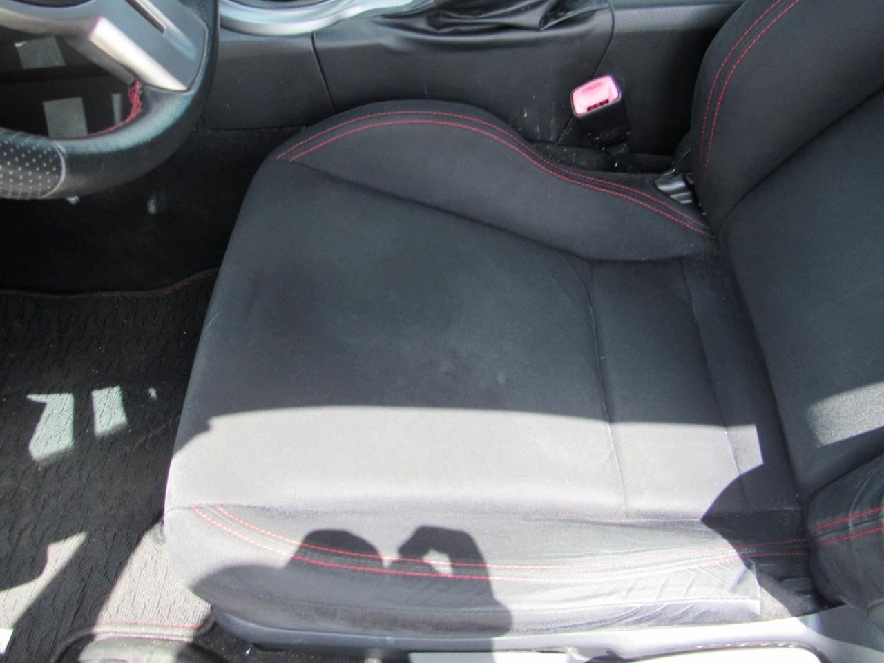 Scion FR-S 2dr Cpe Man (Natl) 2013