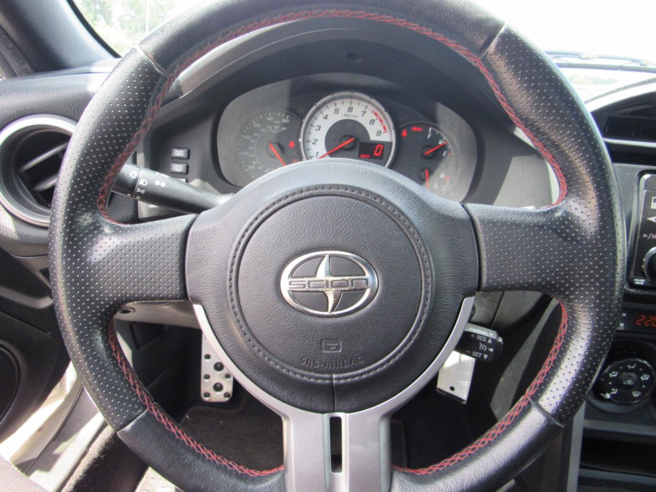 Scion FR-S 2dr Cpe Man (Natl) 2013