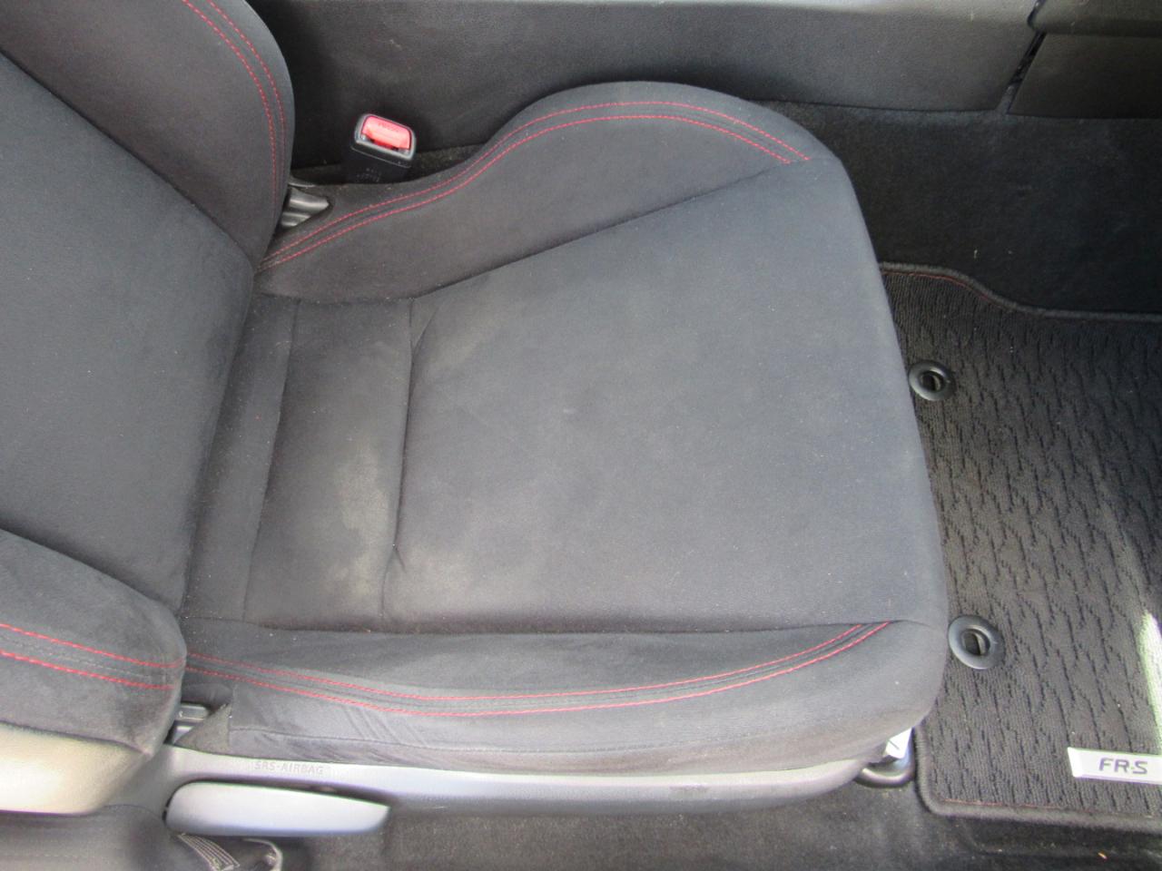 Scion FR-S 2dr Cpe Man (Natl) 2013