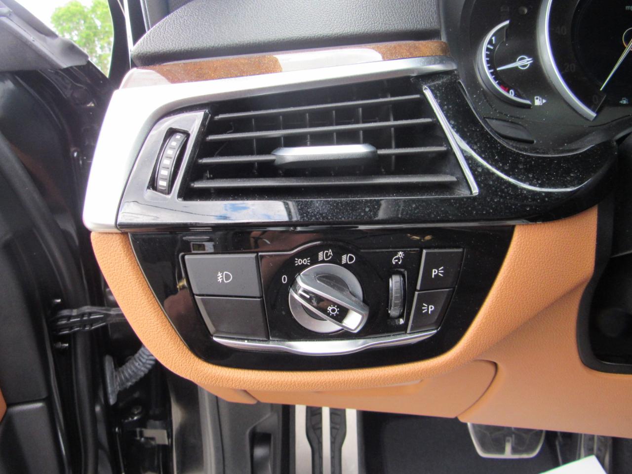 BMW 5 Series 540i Sedan 2019