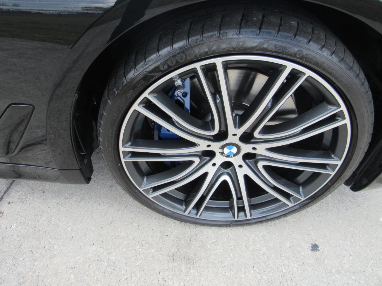 BMW 5 Series 540i Sedan 2019