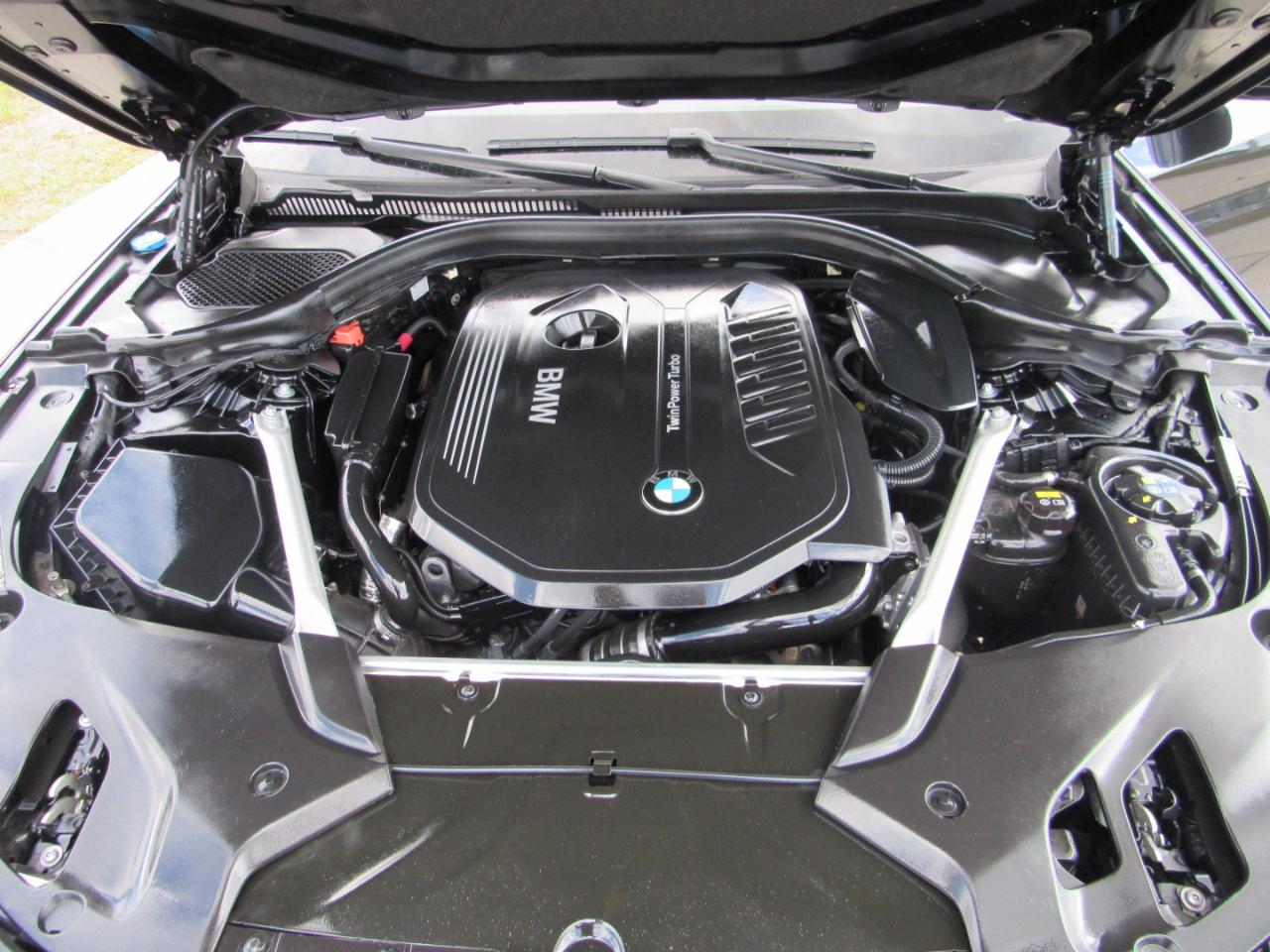 BMW 5 Series 540i Sedan 2019