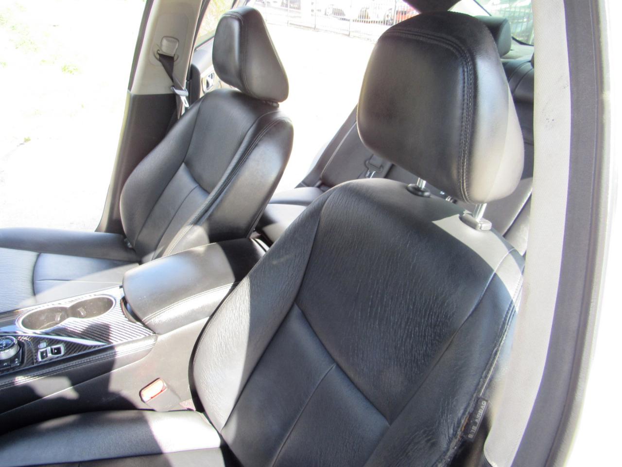 Infiniti Q50 3.0t LUXE RWD 2018