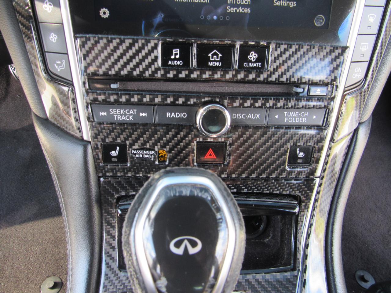 Infiniti Q50 3.0t LUXE RWD 2018